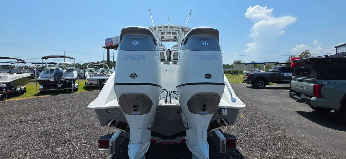 2024 Cape horn 34XS