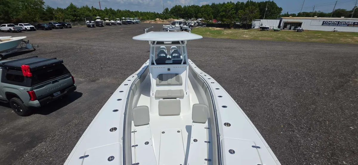 2024 Cape horn 34XS