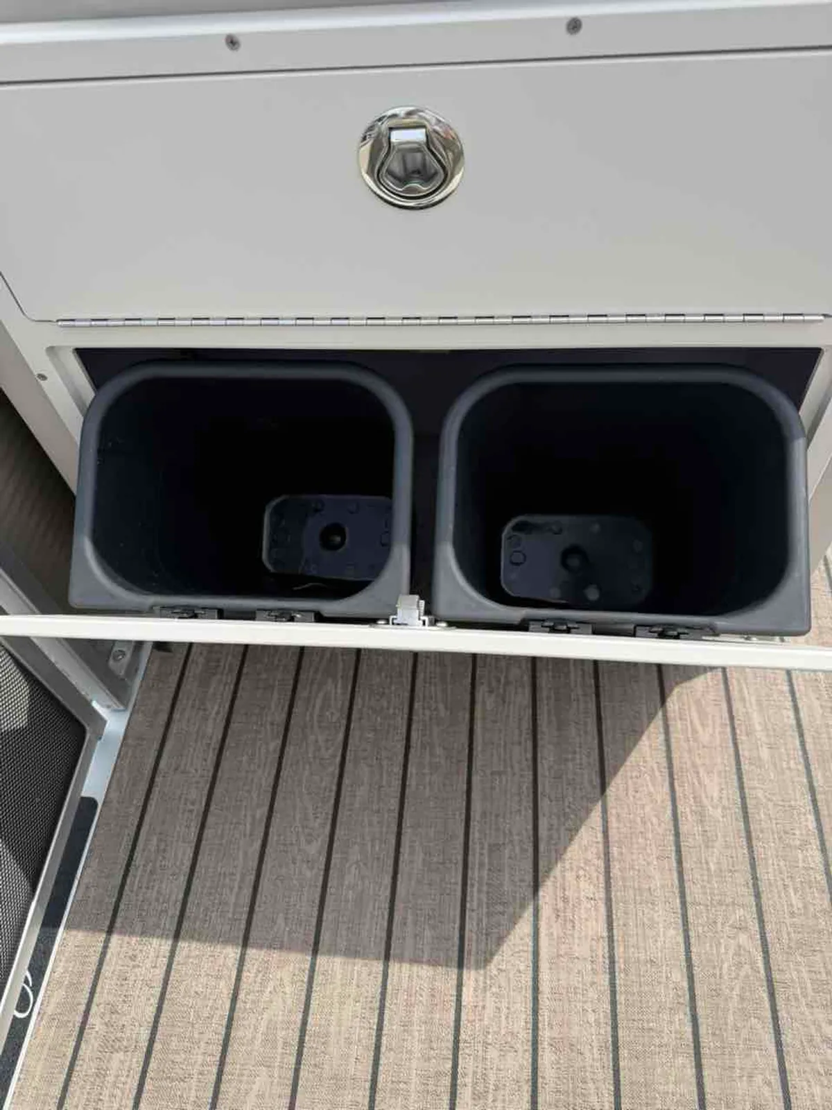 dummy-boat-img