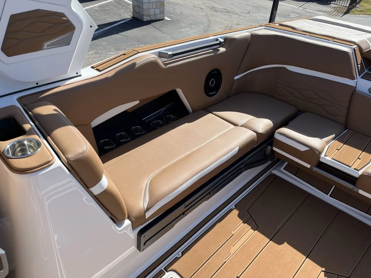 dummy-boat-img