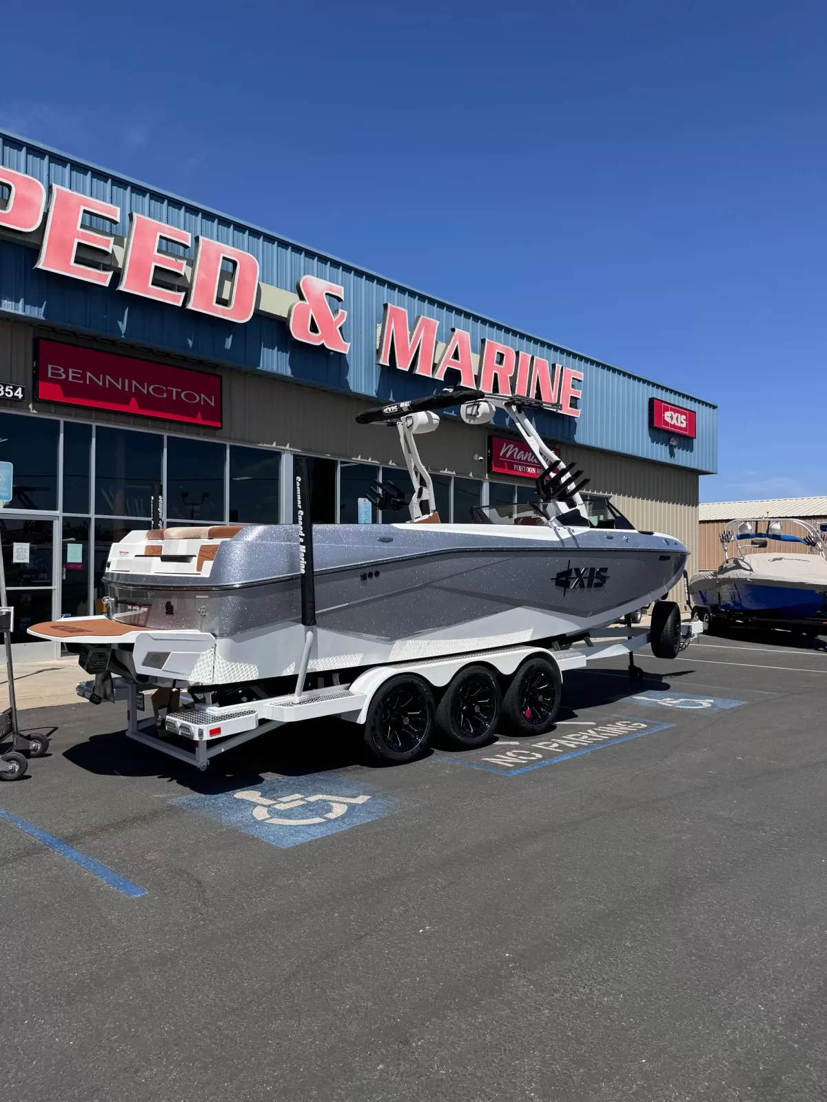 2027 Axis T250-3