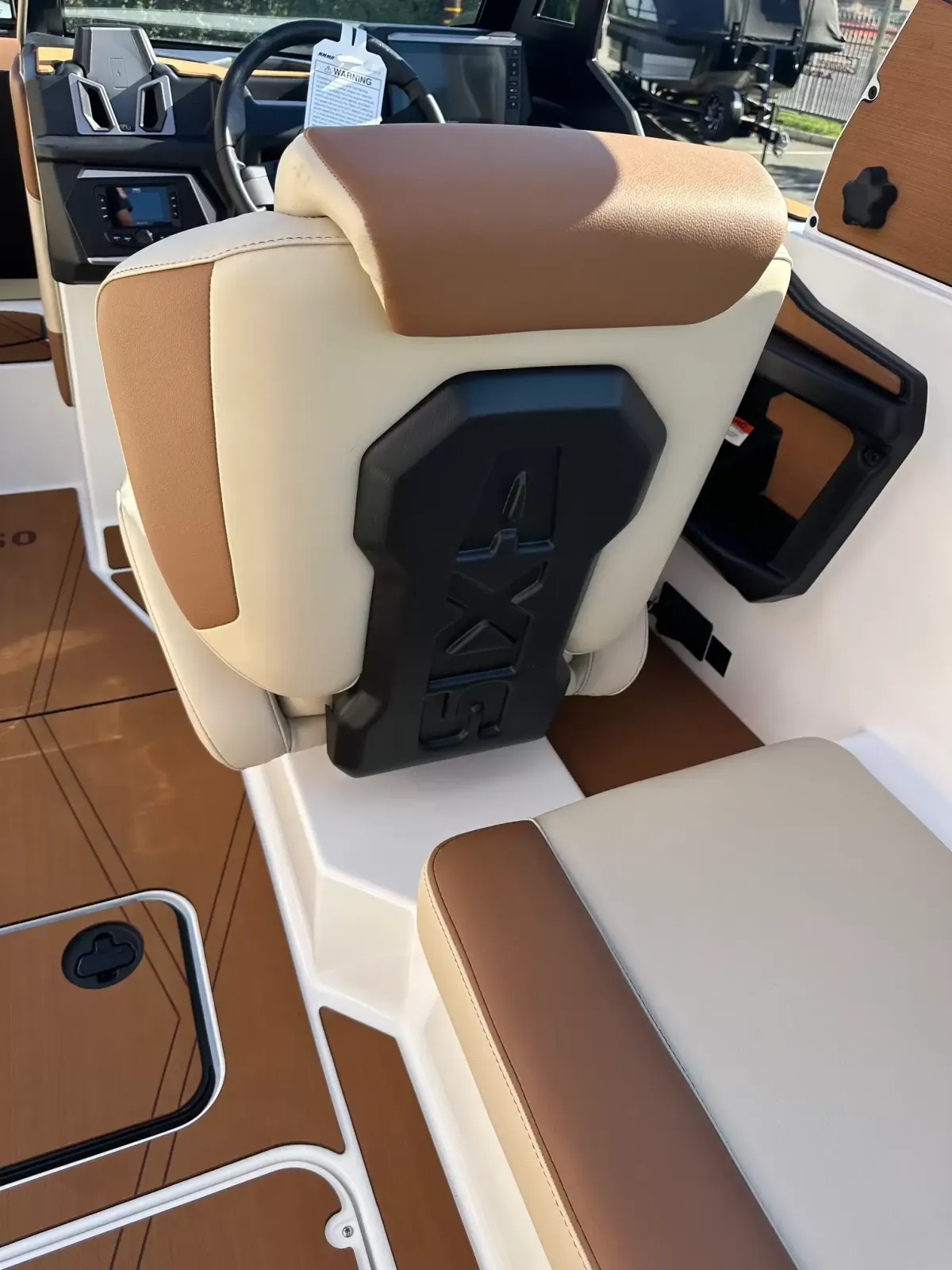 2027 Axis T250-20