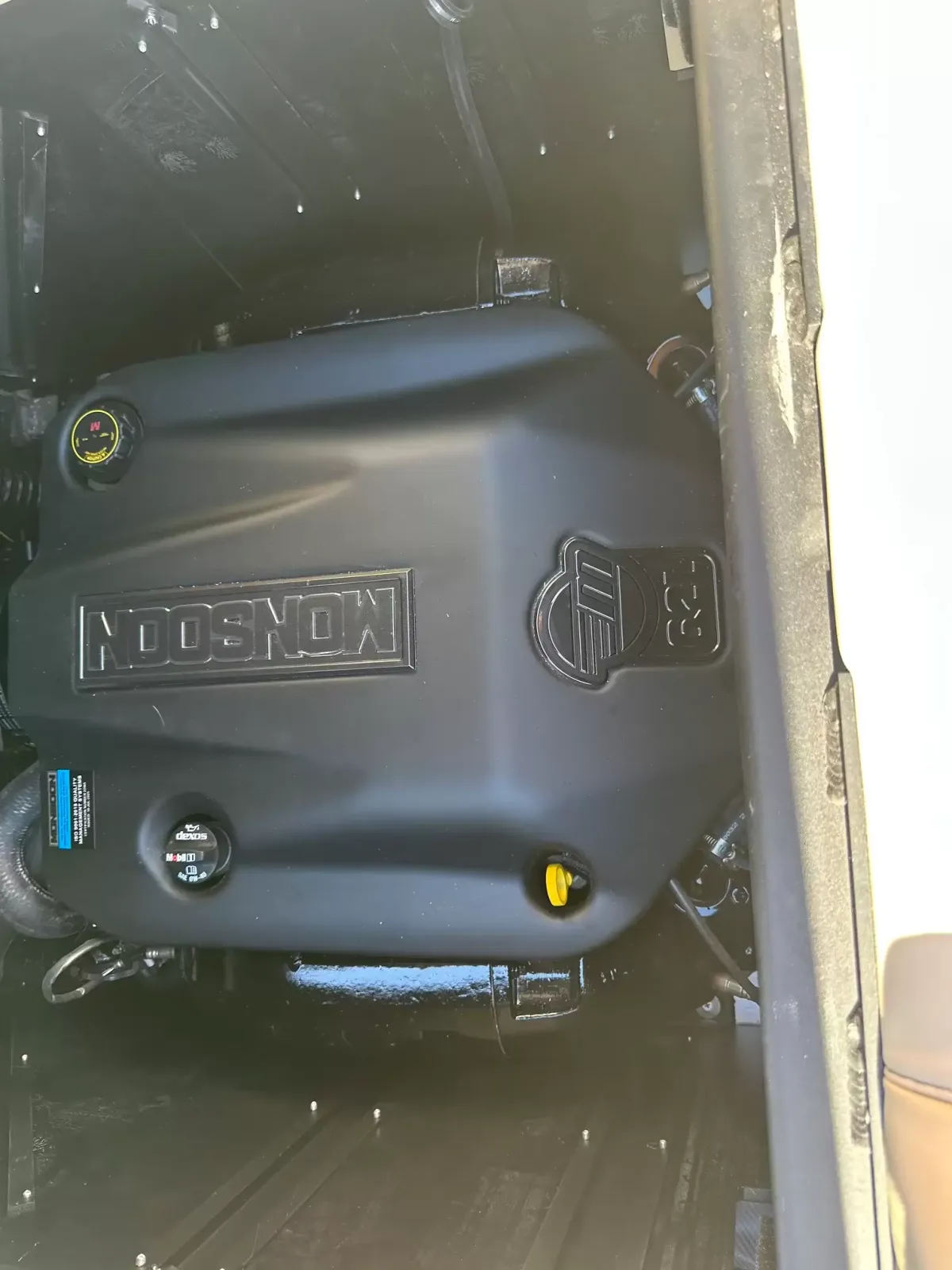2027 Axis T250-24
