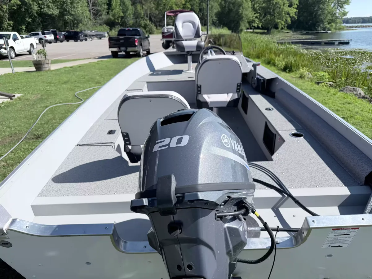 dummy-boat-img