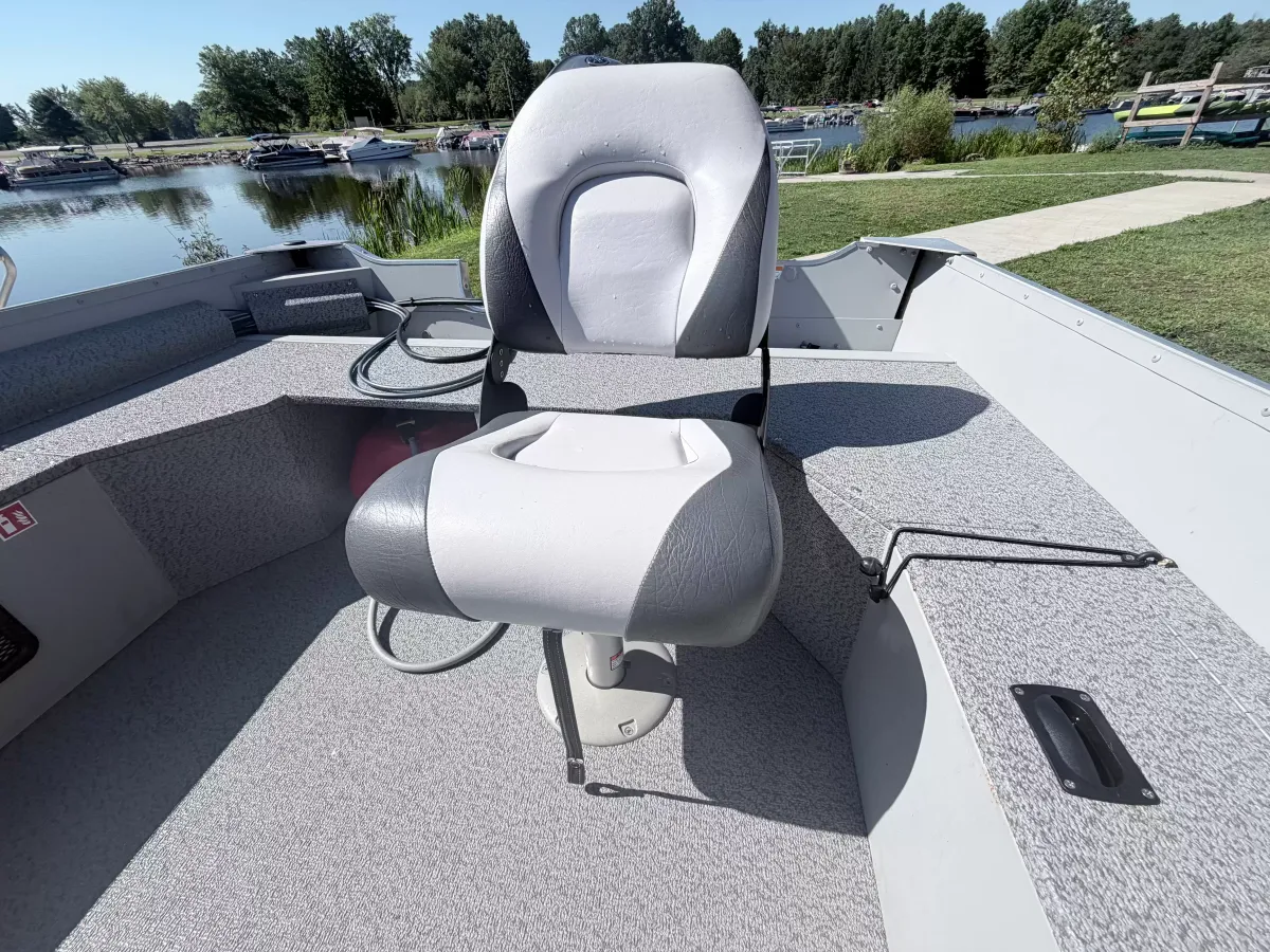 dummy-boat-img