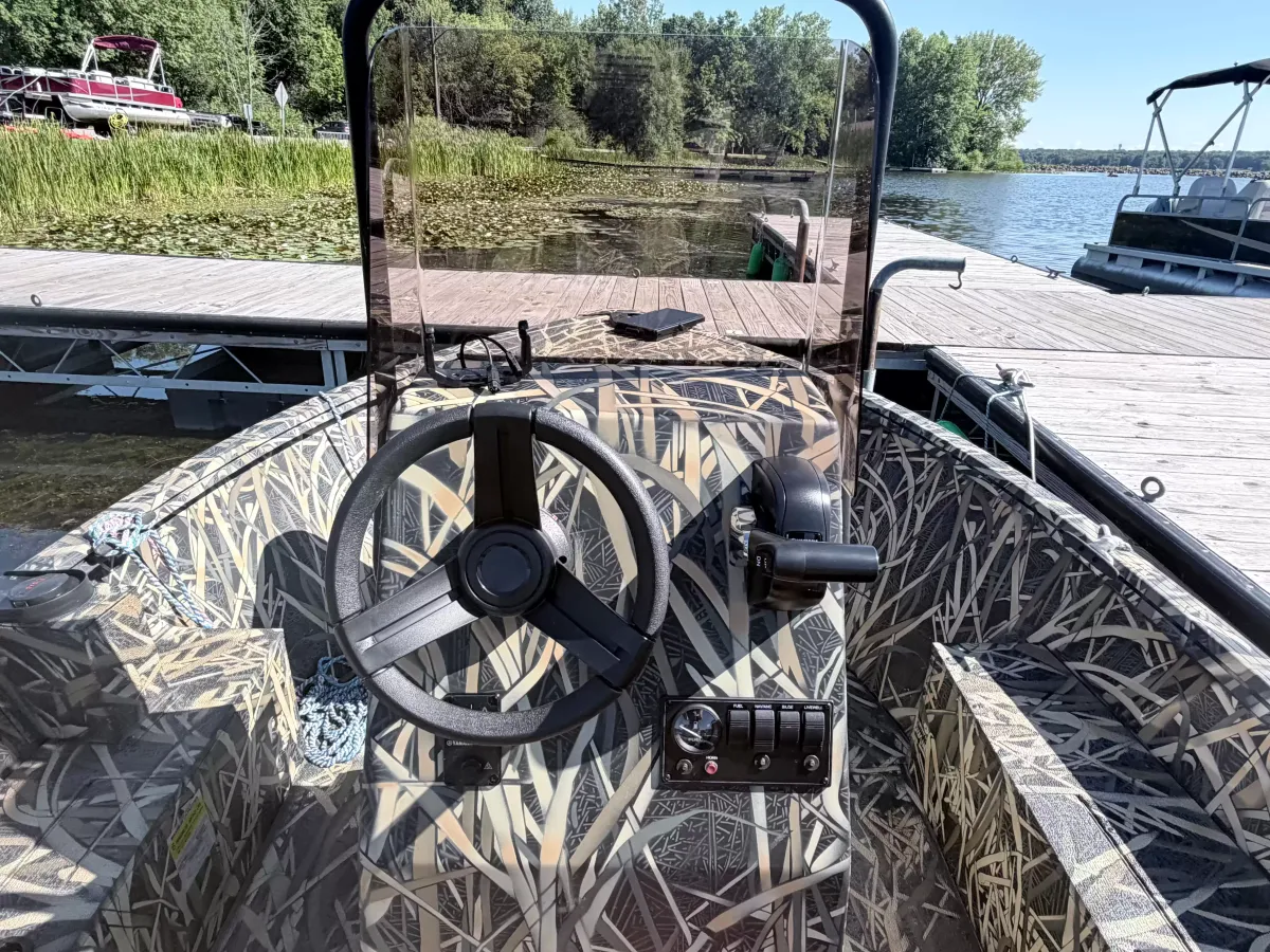 dummy-boat-img
