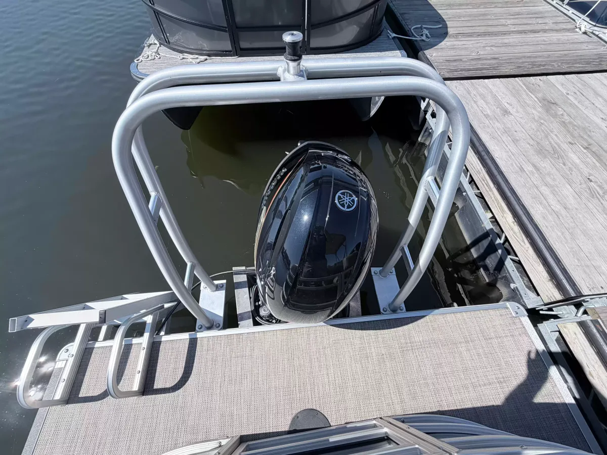 dummy-boat-img