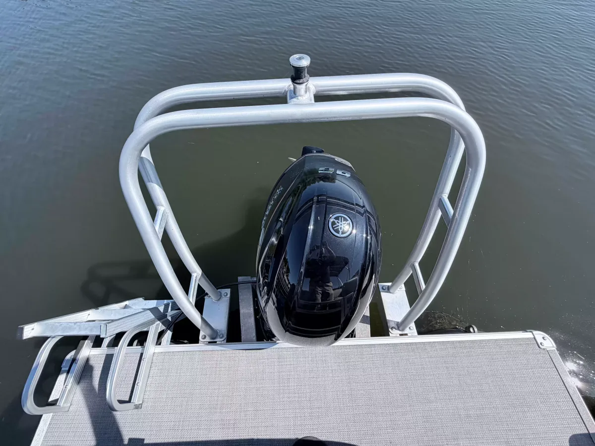 dummy-boat-img