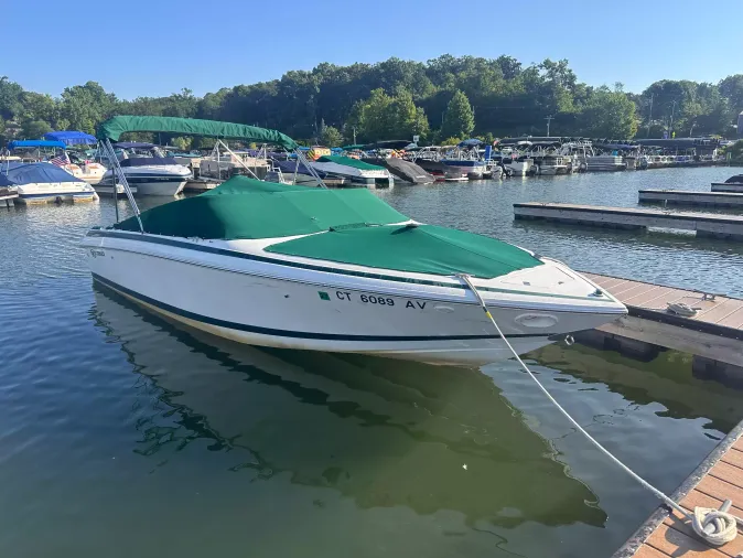 1999 COBALT 226