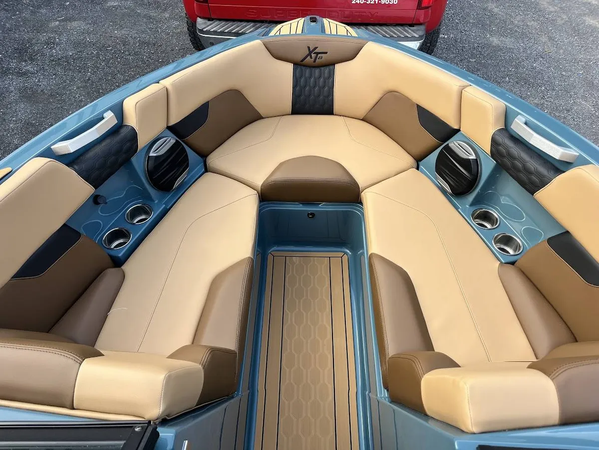 dummy-boat-img