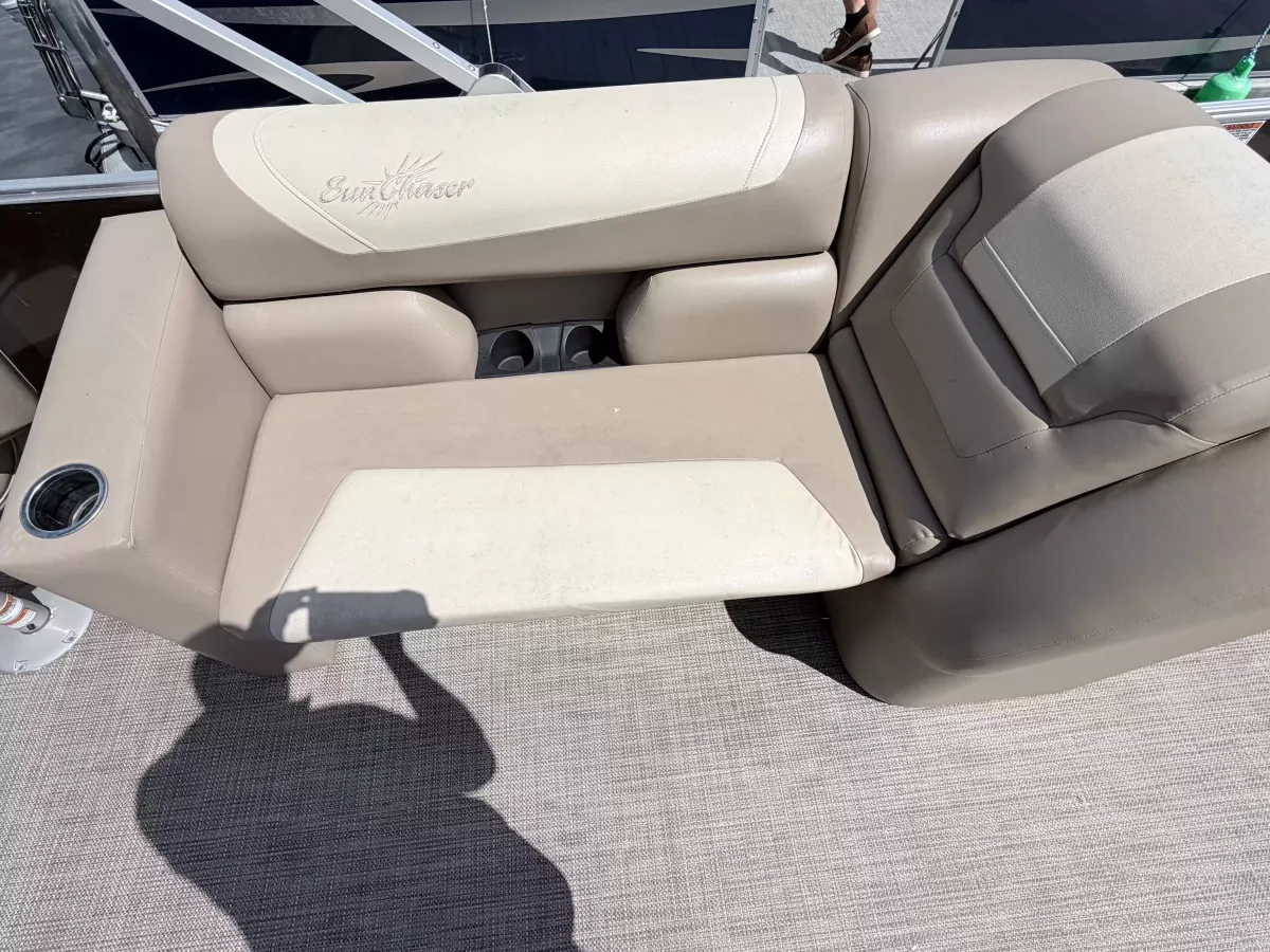 dummy-boat-img