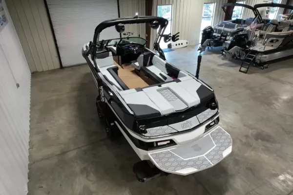 2027 Mastercraft NXT24-18