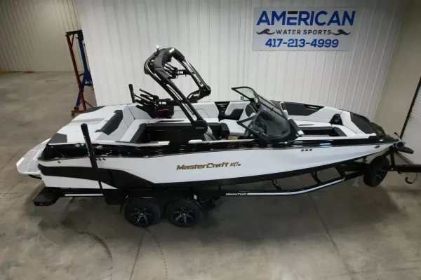 2027 Mastercraft NXT24-3