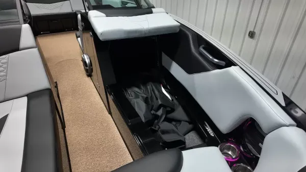 2027 Mastercraft NXT24-27