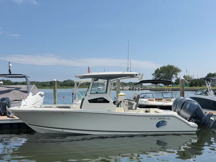 2026 Cobia 245 CC0