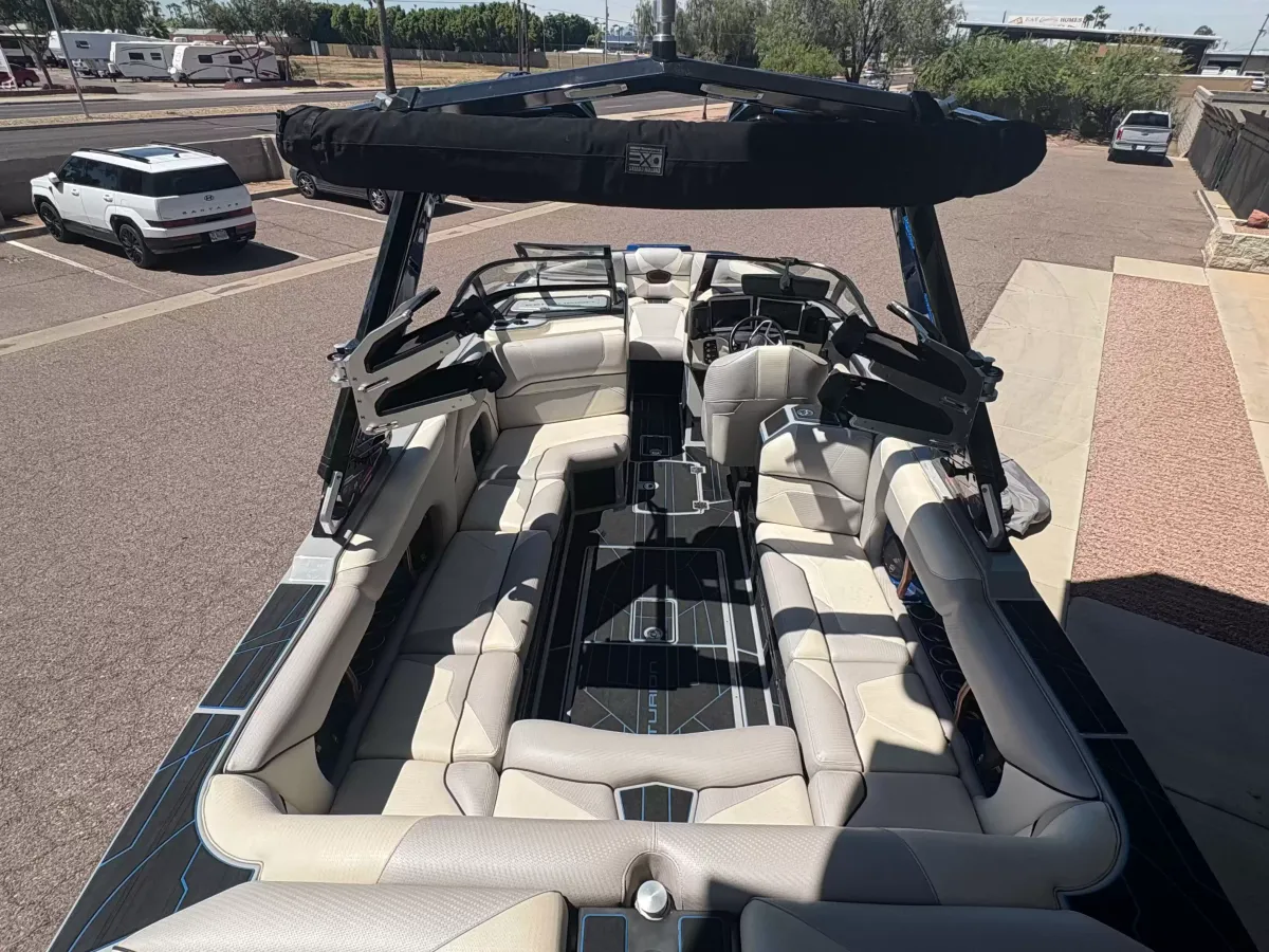 dummy-boat-img