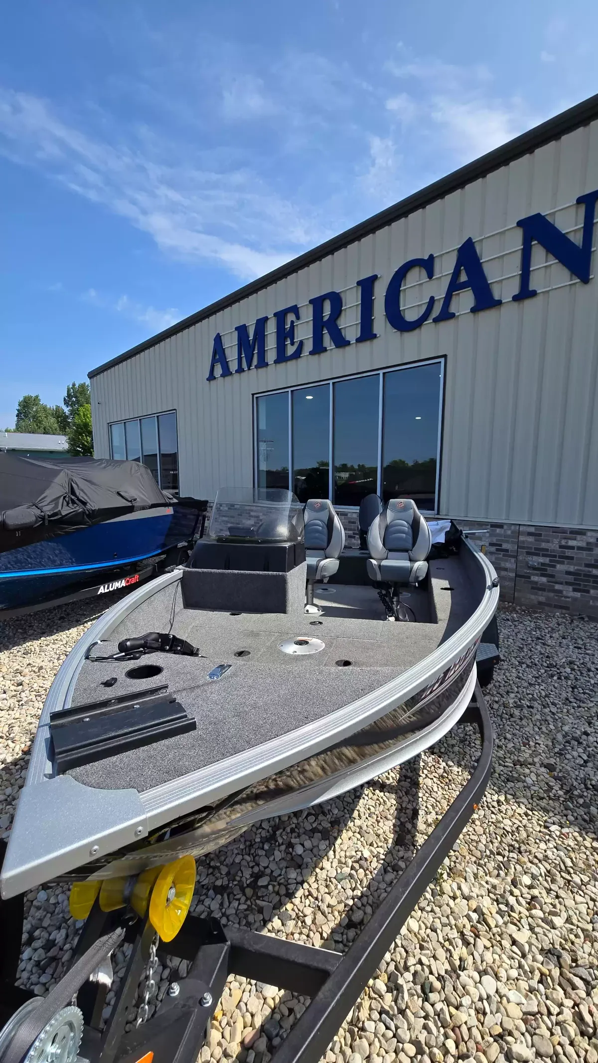 boat-carouselImage-image