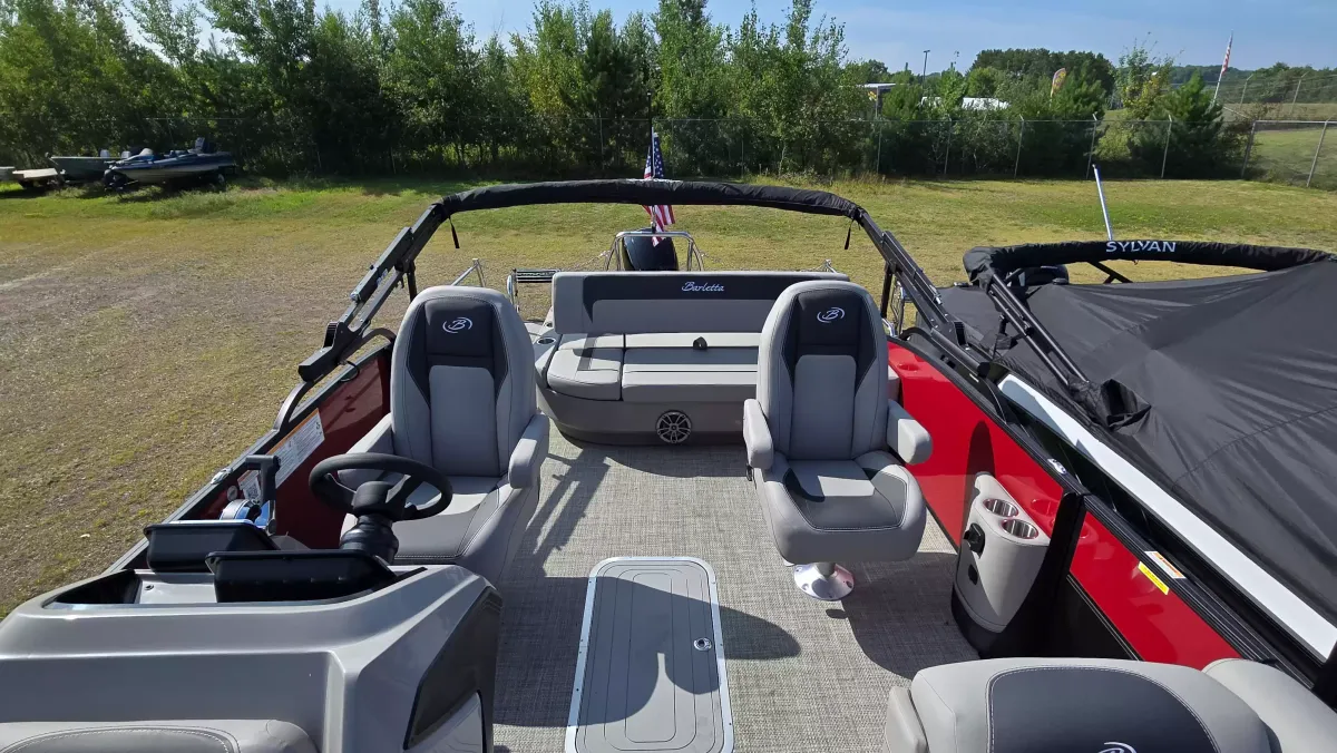 boat-carouselImage-image