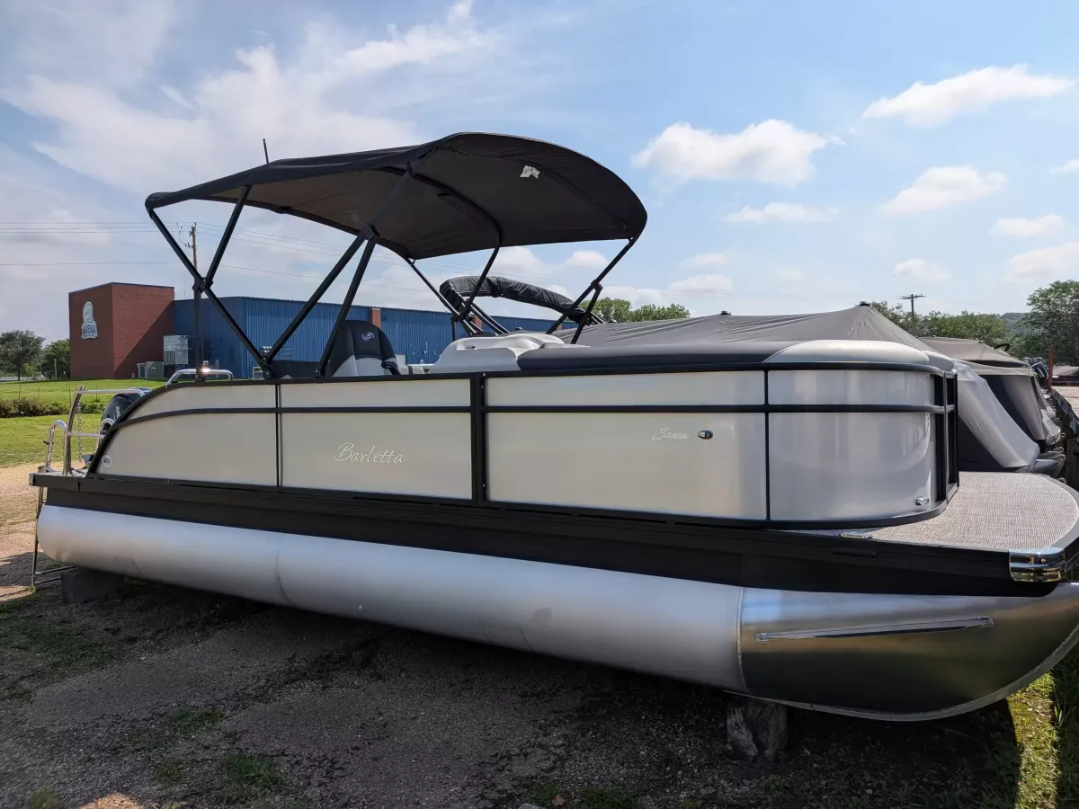 boat-carouselImage-image