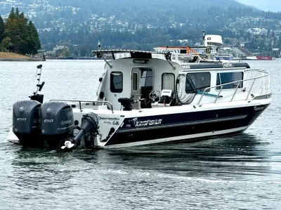 Pre-Owned 2016 Kingfisher 3025 for Sale | Vancouver, BC | M&P Yacht Centre | 6a868a78a0d2b2871103a861