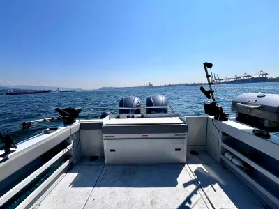 Pre-Owned 2016 Kingfisher 3025 for Sale | Vancouver, BC | M&P Yacht Centre | 6a868a78a0d2b2871103a861