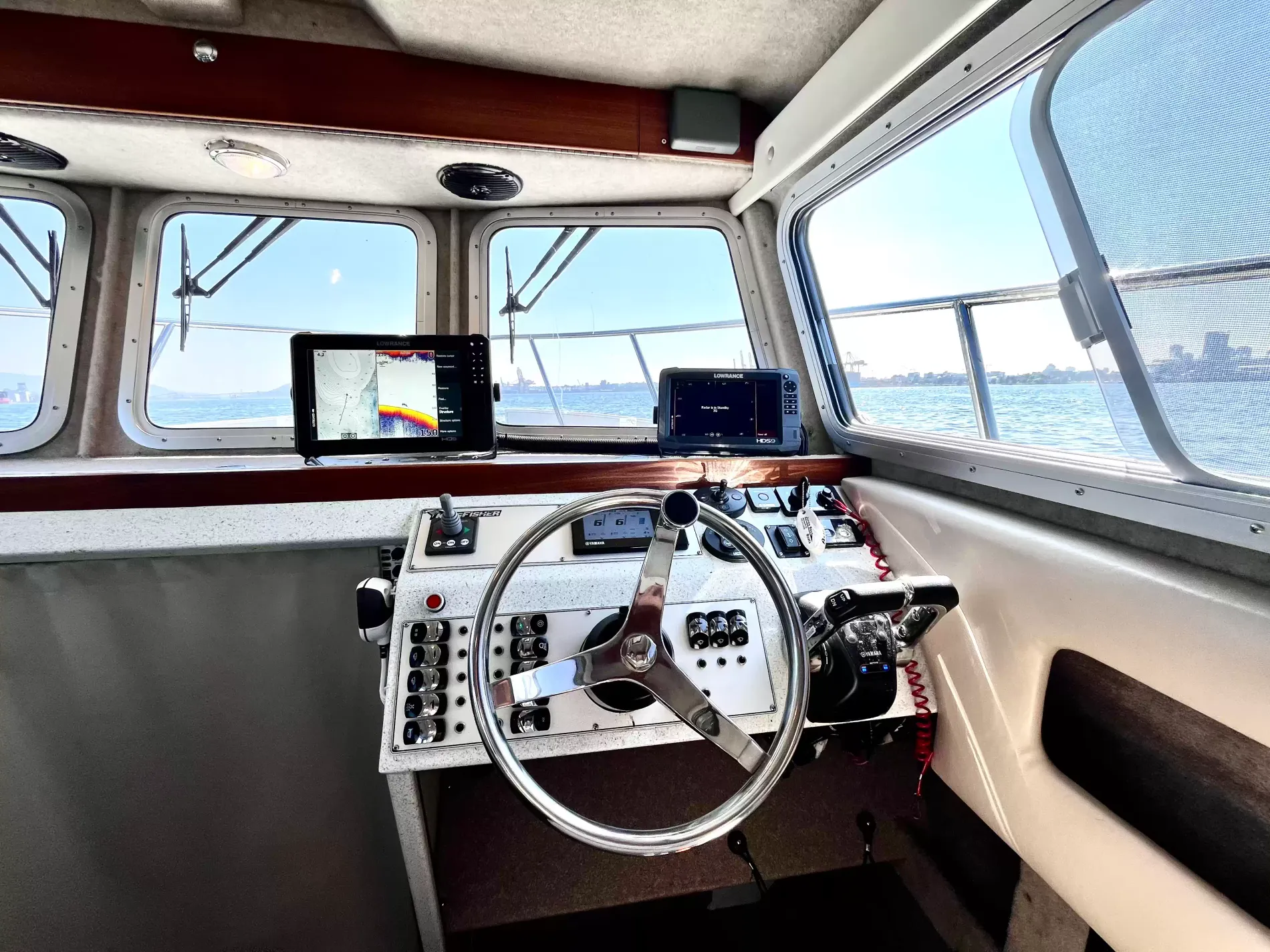 Pre-Owned 2016 Kingfisher 3025 for Sale | Vancouver, BC | M&P Yacht Centre | 6a868a78a0d2b2871103a861