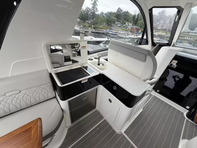 Boat Thumbnail 6