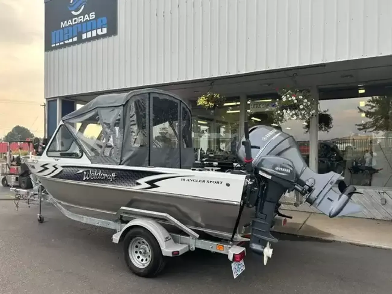  Weldcraft 18 ANGLER SPORT-4