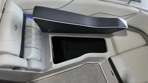 2027 Regal LS4 Surf-41