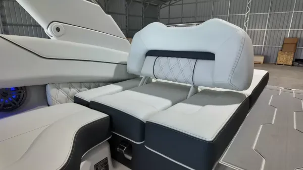 2027 Regal LS4 Surf-70