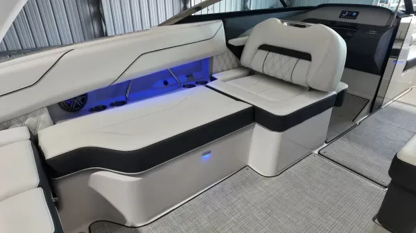 2027 Regal LS4 Surf-64