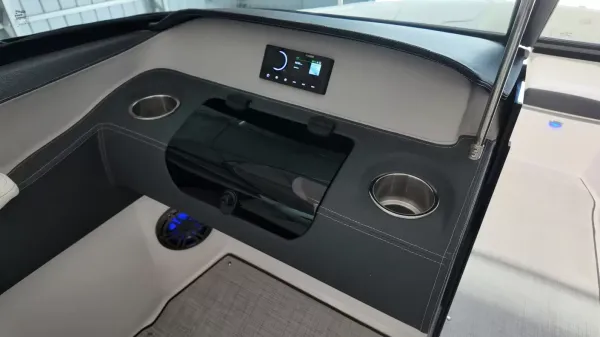 2027 Regal LS4 Surf-60