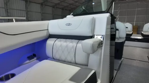 2027 Regal LS4 Surf-30
