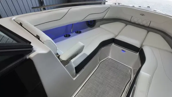 2027 Regal LS4 Surf-39