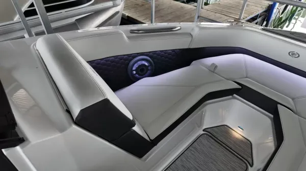 2026 Cobalt R4 Surf-7