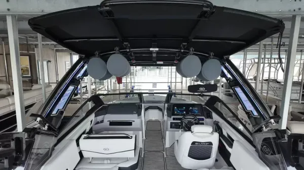2026 Cobalt R4 Surf-38