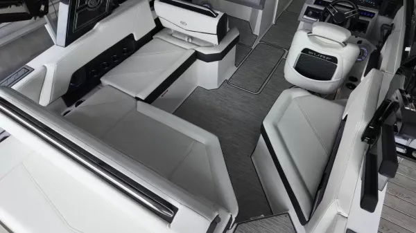 2026 Cobalt R4 Surf-51