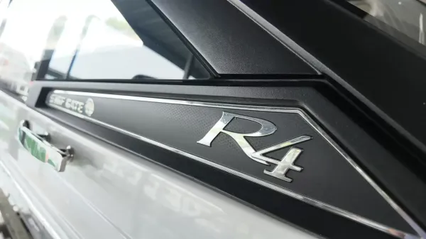 2026 Cobalt R4 Surf-4
