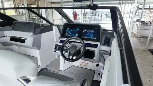 2026 Cobalt R4 Surf-26