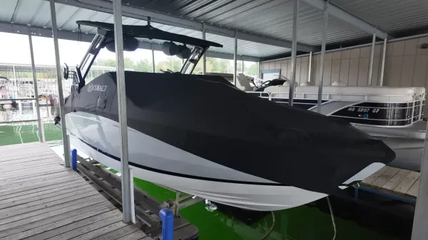 2026 Cobalt R4 Surf-57