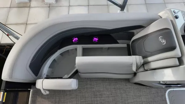 2027 Barletta Cabrio 22U-15