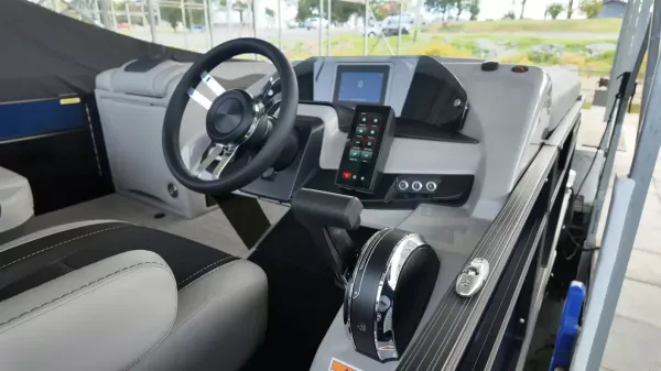 2027 Barletta Cabrio 22U-25