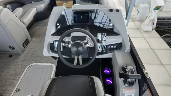 2027 Barletta Cabrio 22U-22