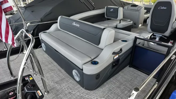 2027 Barletta Cabrio 22U-46