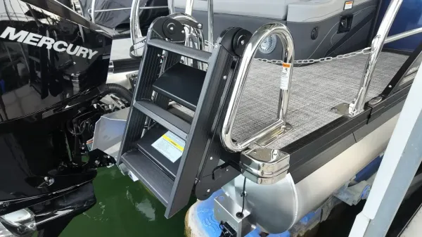 2027 Barletta Cabrio 22U-4
