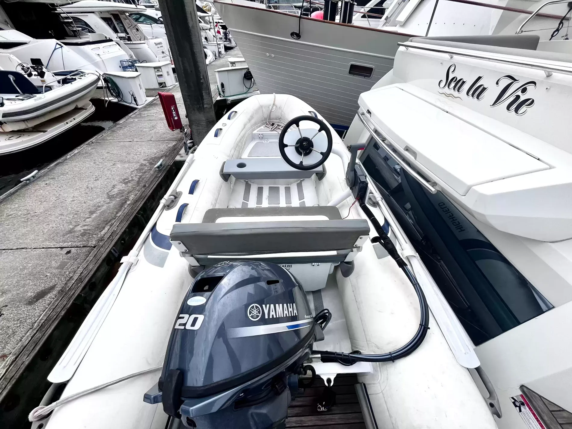 Pre-Owned 2021 Prestige yachts 520 Fly for Sale | Vancouver, BC | M&P Yacht Centre | 6a89202d2ef704f9af004a81