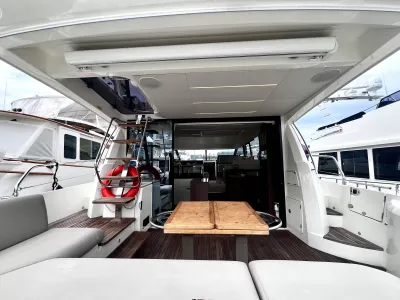 Pre-Owned 2021 Prestige yachts 520 Fly for Sale | Vancouver, BC | M&P Yacht Centre | 6a89202d2ef704f9af004a81