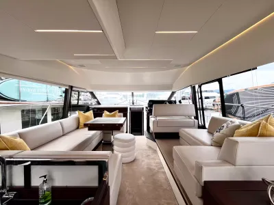 Pre-Owned 2021 Prestige yachts 520 Fly for Sale | Vancouver, BC | M&P Yacht Centre | 6a89202d2ef704f9af004a81