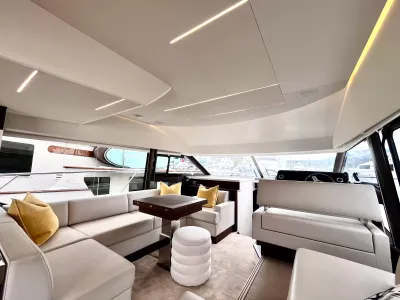 Pre-Owned 2021 Prestige yachts 520 Fly for Sale | Vancouver, BC | M&P Yacht Centre | 6a89202d2ef704f9af004a81