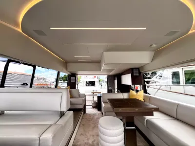 Pre-Owned 2021 Prestige yachts 520 Fly for Sale | Vancouver, BC | M&P Yacht Centre | 6a89202d2ef704f9af004a81